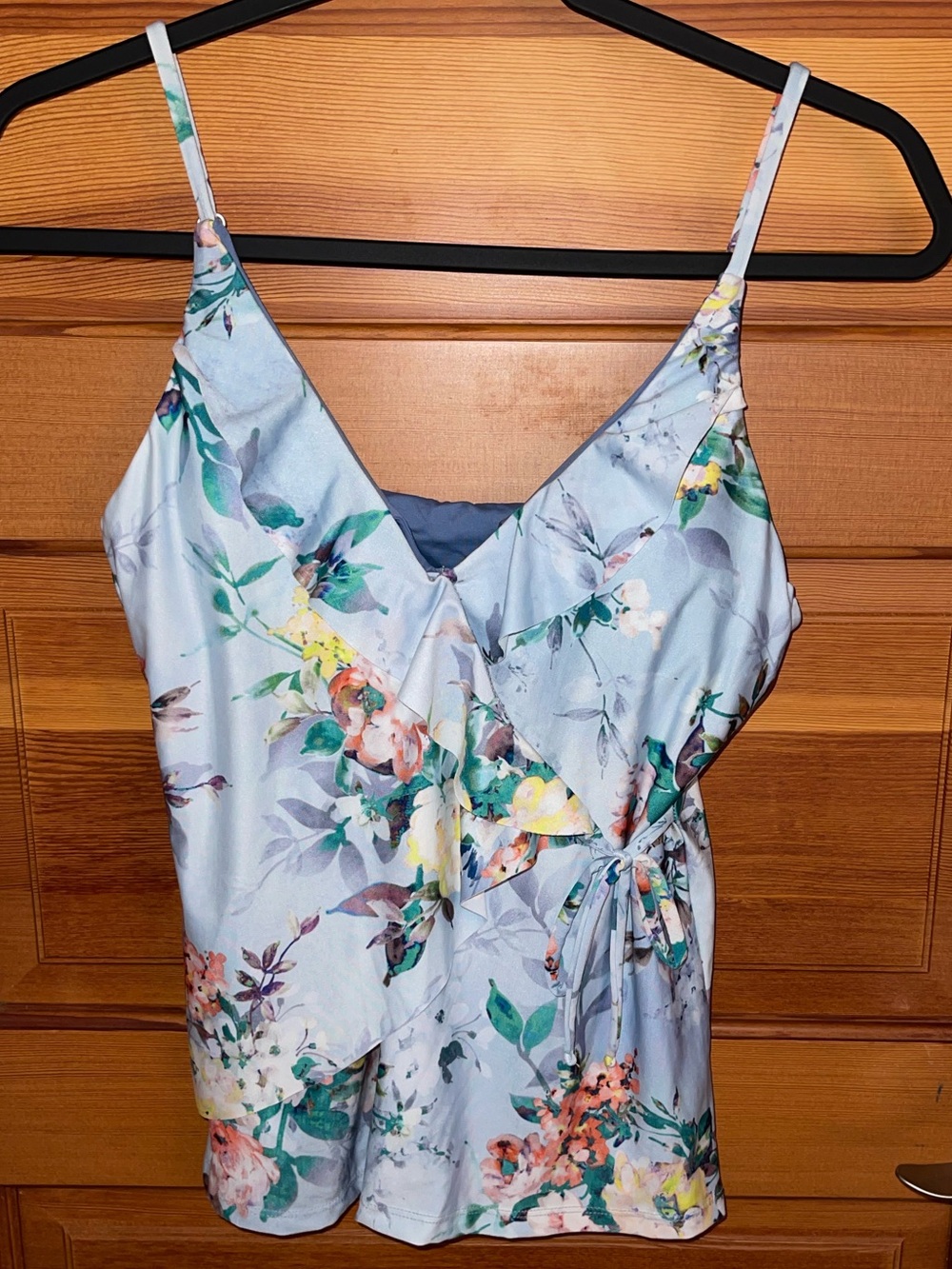 CLOSET CLOSEOUT SALE - BECCA Floral Wrap Cami Top - NWT